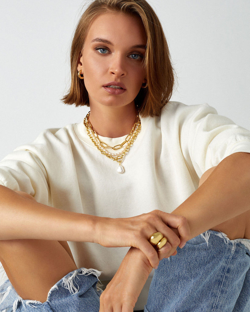Five ways to style a chunky chain necklace