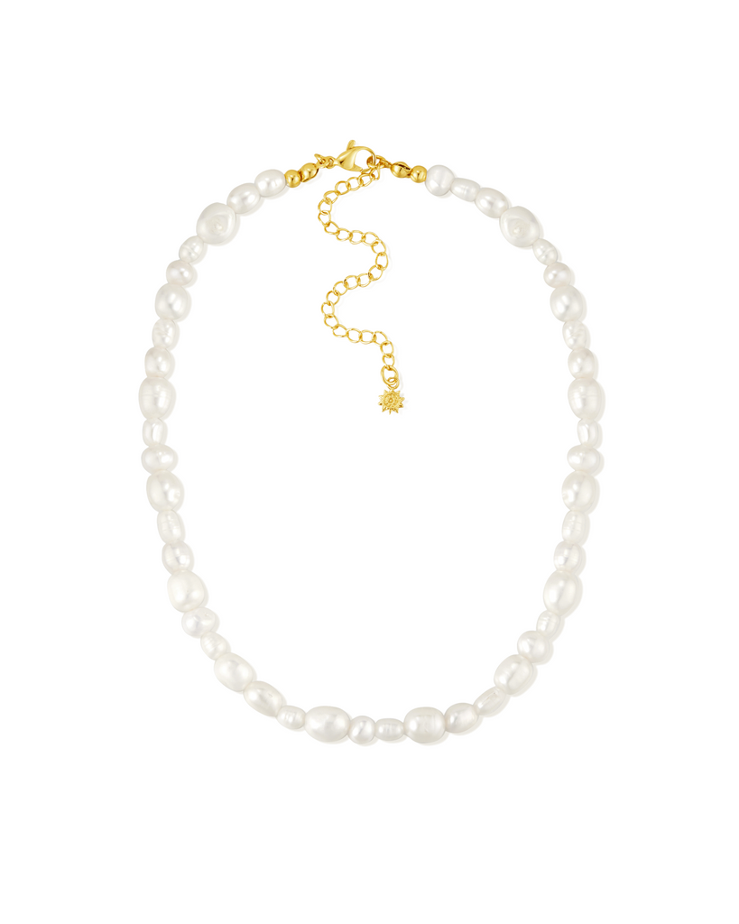 freshwater pearl necklace choker on white background